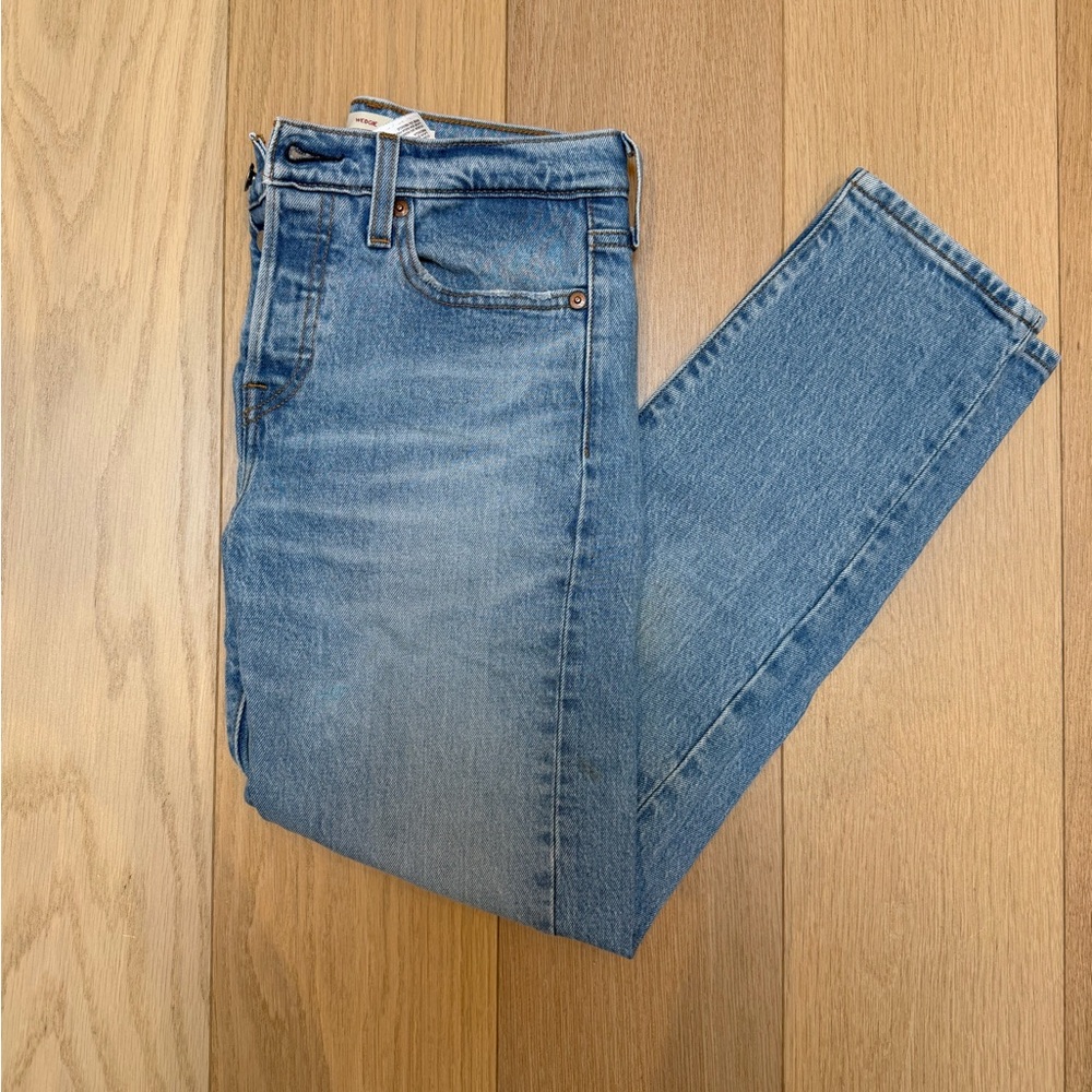 Levi’s Wedgie High Rise Jeans size 25